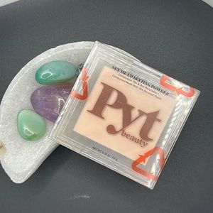 PYT Beauty, SET ME UP SETTING POWDER.